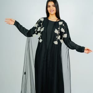 Luxurious Tulip-Embroidered Tulle Abaya with Matching Inner Dress Rosette Abaya - Women's Abayas 3