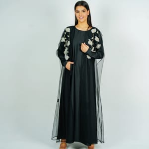 Luxurious Tulip-Embroidered Tulle Abaya with Matching Inner Dress Rosette Abaya - Women's Abayas 5