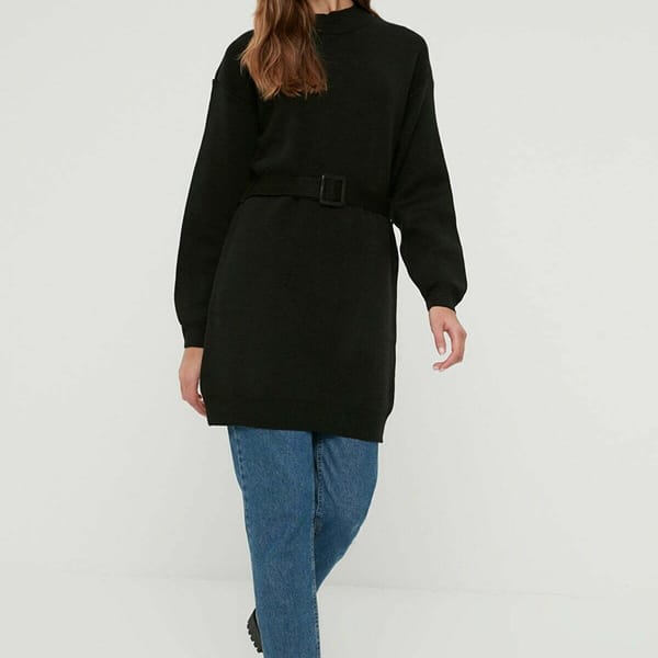 Black Crew Neck Knitted Women's Sweater