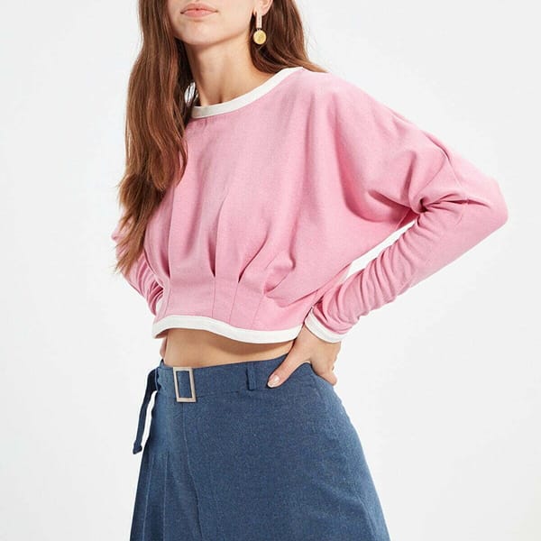 Pink Pleated Crew Neck Knitted Cropped Women's Sweatshirt