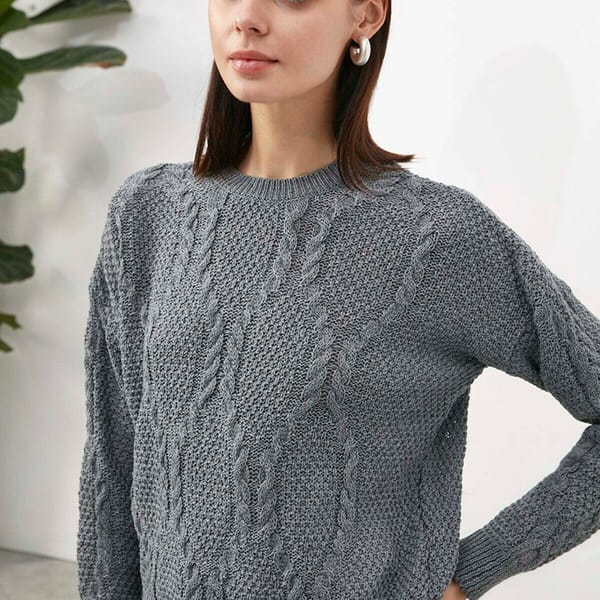 Grey Crew Neck Knitted Pattern Women's Sweater - Sweaters