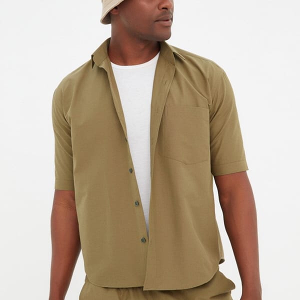 Essential Regular Fit With Pocket Short Sleeve Men's Shirt
