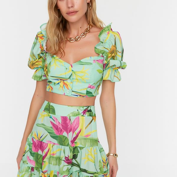 Floral Patterned Puff Sleeve Cropped Top & Skirt Set