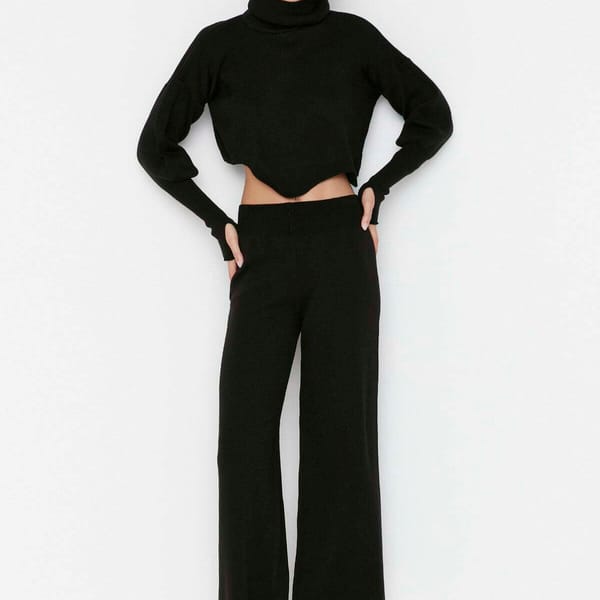 Turtleneck Crop Knitwear Bottom-Top Suit