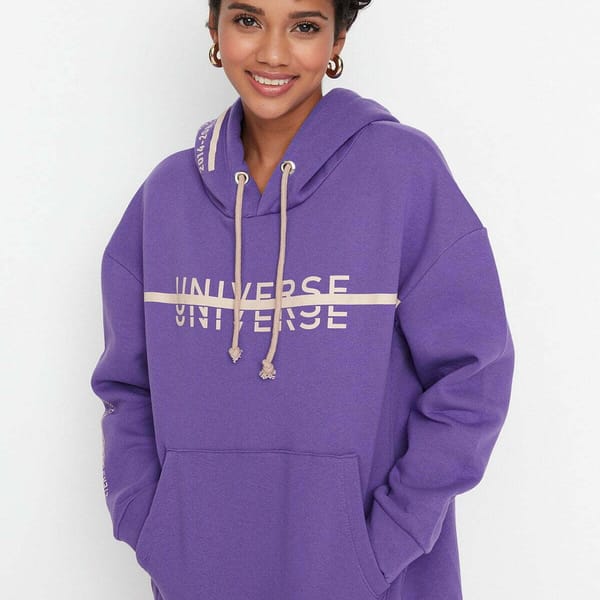 Graphic Knitted Oversized Fleece Women's Hoodie