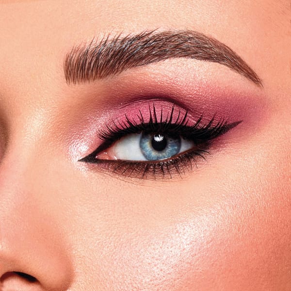 Glance - Women's Eyes