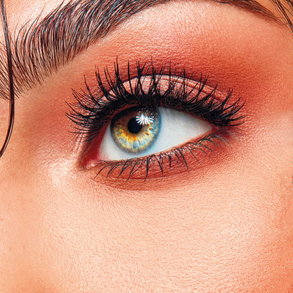 Glance - Women's Eyes