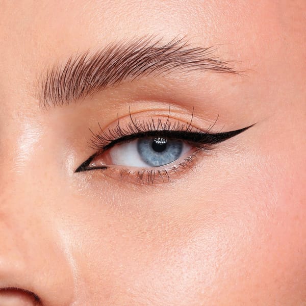 Glance - Women's Eyes