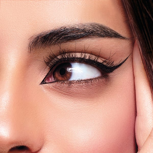 Glance - Women's Eyes