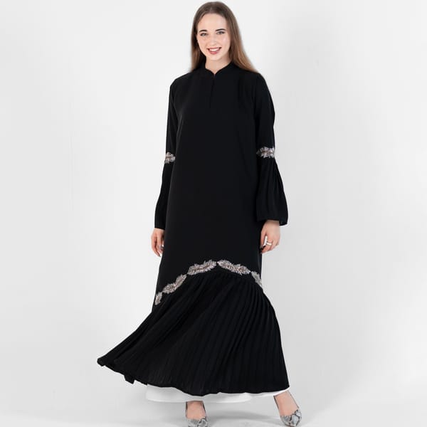Abaya With Emroidary Design And Pleated Style - Black-R-202416