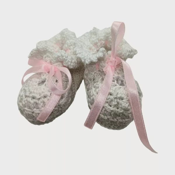 Pikkaboo - Littlefeet Handmade Crocheted Baby Booties - White