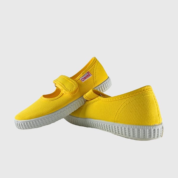 Cienta Amarillo Loop & Strap-by Kids Comfort Shoes