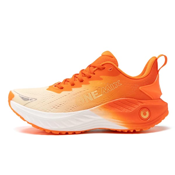 Jogging and Gym Shoes with Lightweight Design and Stable Support