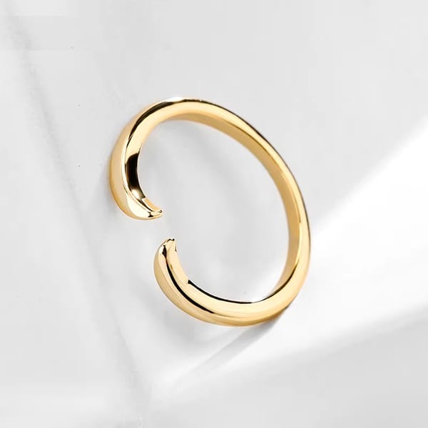 Elegant Adjustable Open Wedding Ring for Women – Shine & Style