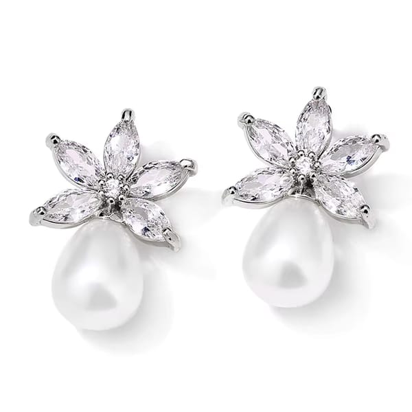 Elegant Leaf-Shaped Cubic Zirconia and Pearl Drop Earrings