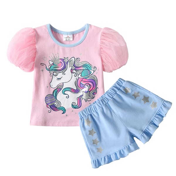 Fun and Comfortable Summer Clothing Set for Girls, T-Shirt & Shorts