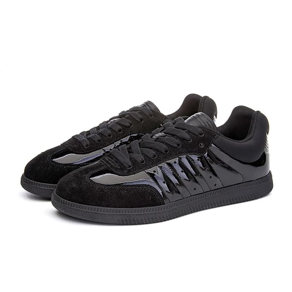 Flat Real Leather Casual Sneakers for Women with Skateboard Style