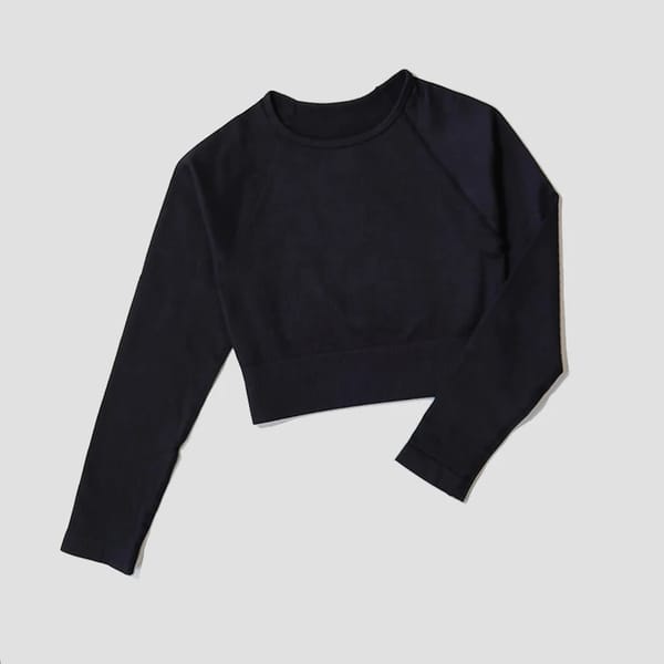 Seamless Long Sleeve Crop Top for Yoga and Fitness Workouts