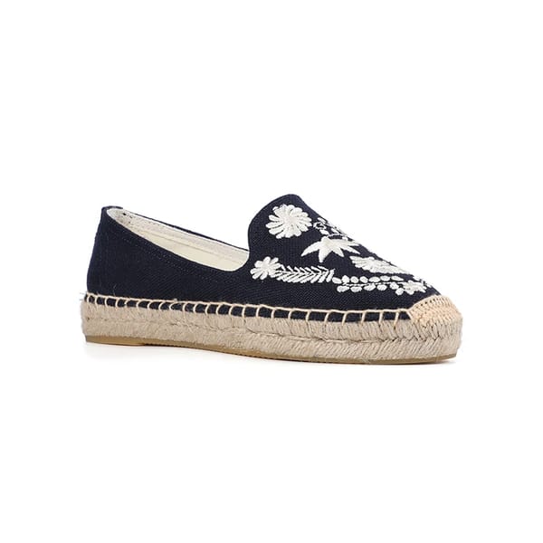 Embroidered Hemp Wedge Clogs with Round Toe Design