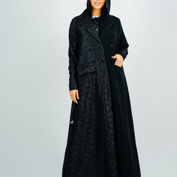 Luxurious Blazer Abaya With A Beautiful Half-Dantil Cut, With Dantil Buttons