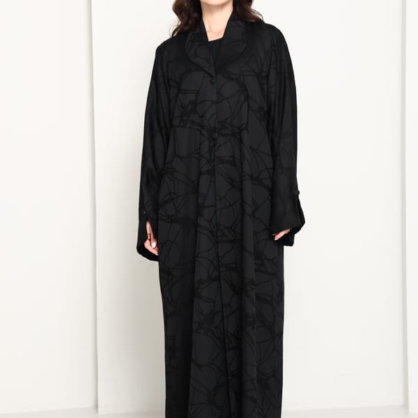 The Executive Jacquard – Structured Blazer-Collar Abaya in Jet Black